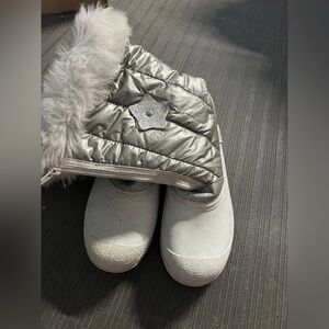Silver Kid's Winter Boots with Faux Fur Trim